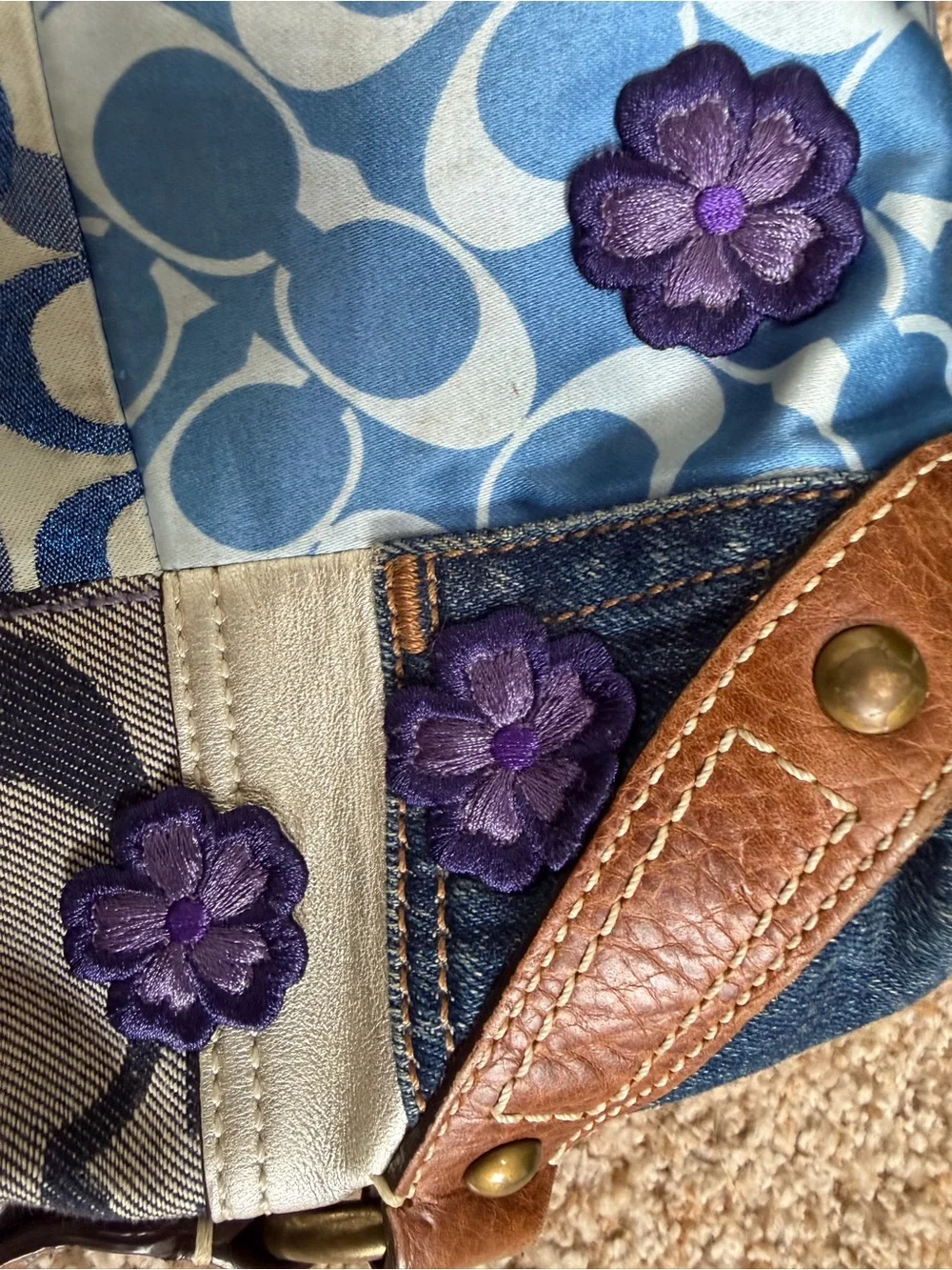 Coach Carly Patchwork Hobo - Picture 3 of 10